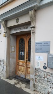 Entrance to the Bezirksgericht Döbling